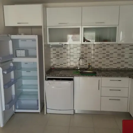 Emerald Park Apartamento