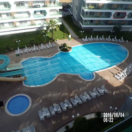 Apartamento Emerald Park Avsallar